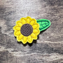 Load image into Gallery viewer, Sunflower HAIR CLIP
