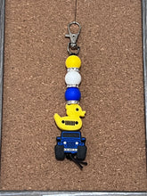 Load image into Gallery viewer, Jeep beaded key chain
