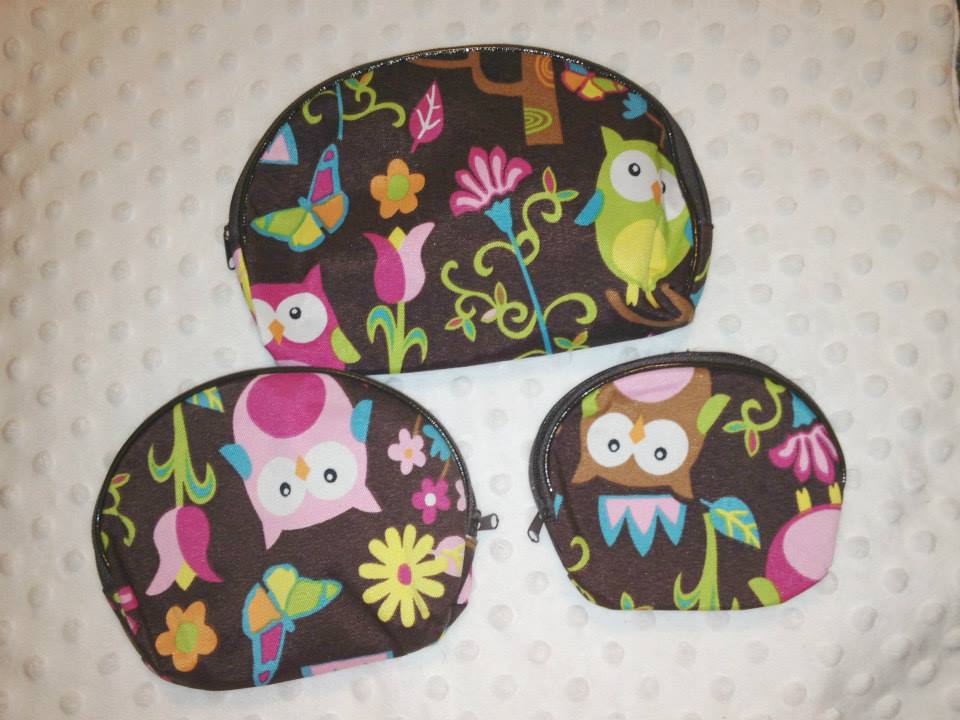 SET OF 3 OWL MAKE UP BAGS