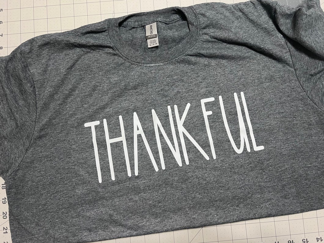 Thankful GILDAN TSHIRT