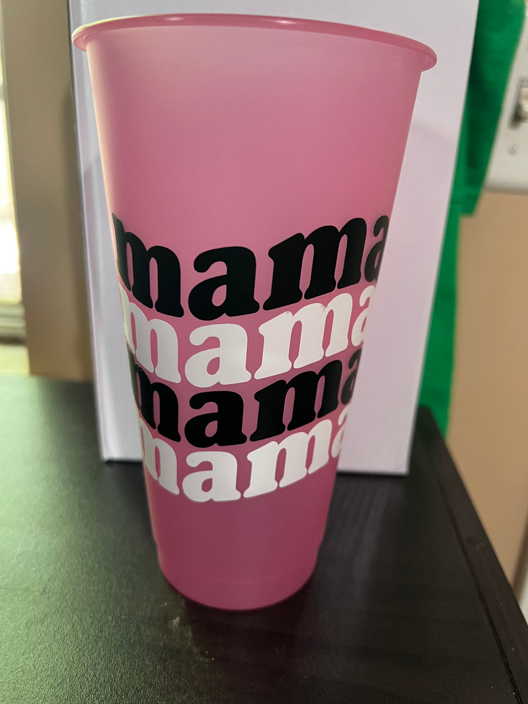 Mama mama mama pink plastic tumbler