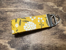 Load image into Gallery viewer, Cottonwood Mustard Floral Key Chain Key Fob
