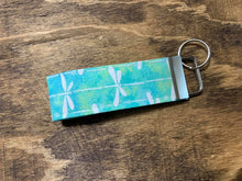 Load image into Gallery viewer, Green Dragon Fly Key chain
